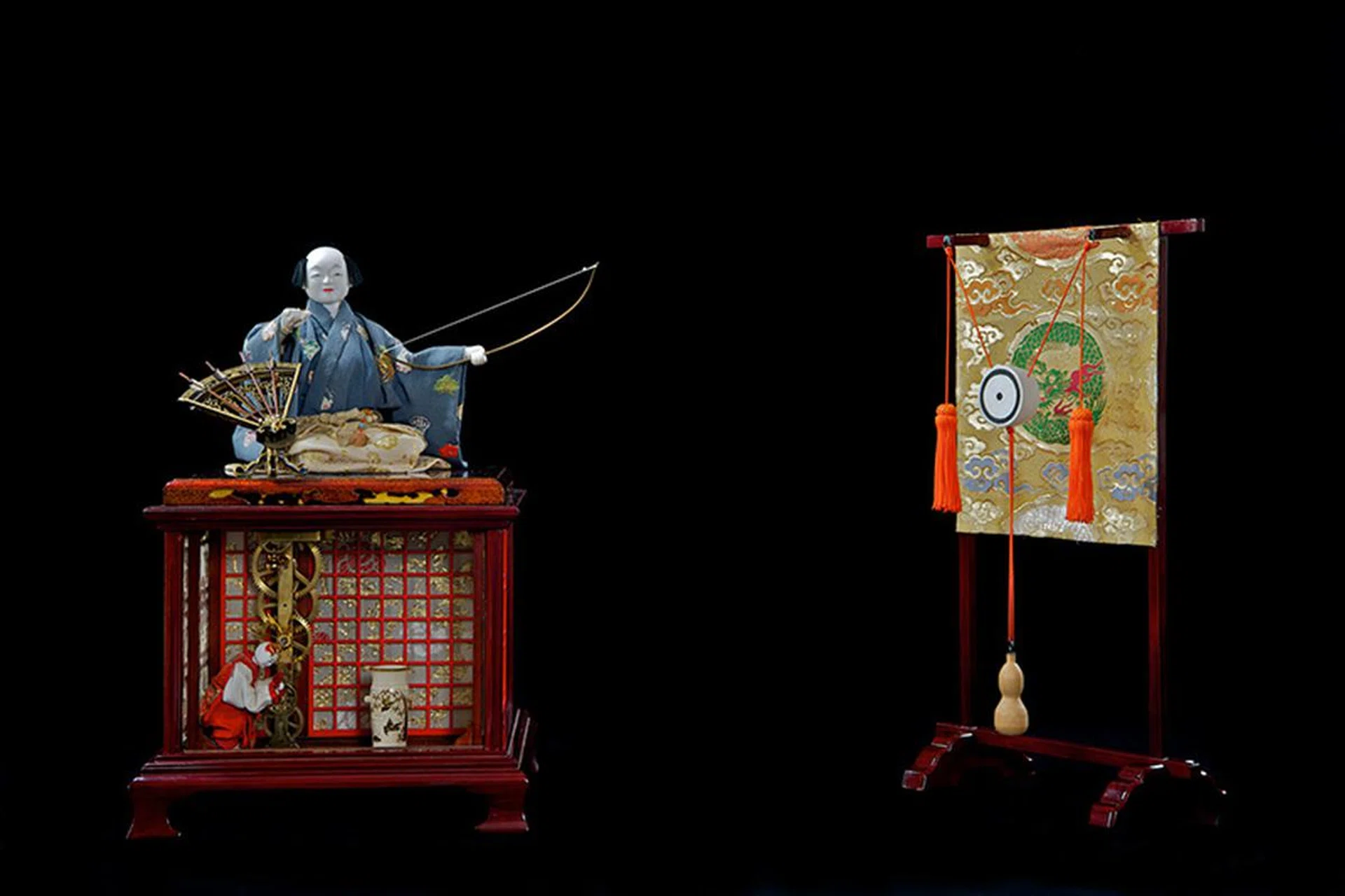 Image source: Oikawa Ryoichi and Nihon Shashinka Kyokai for Nagoya Museum
