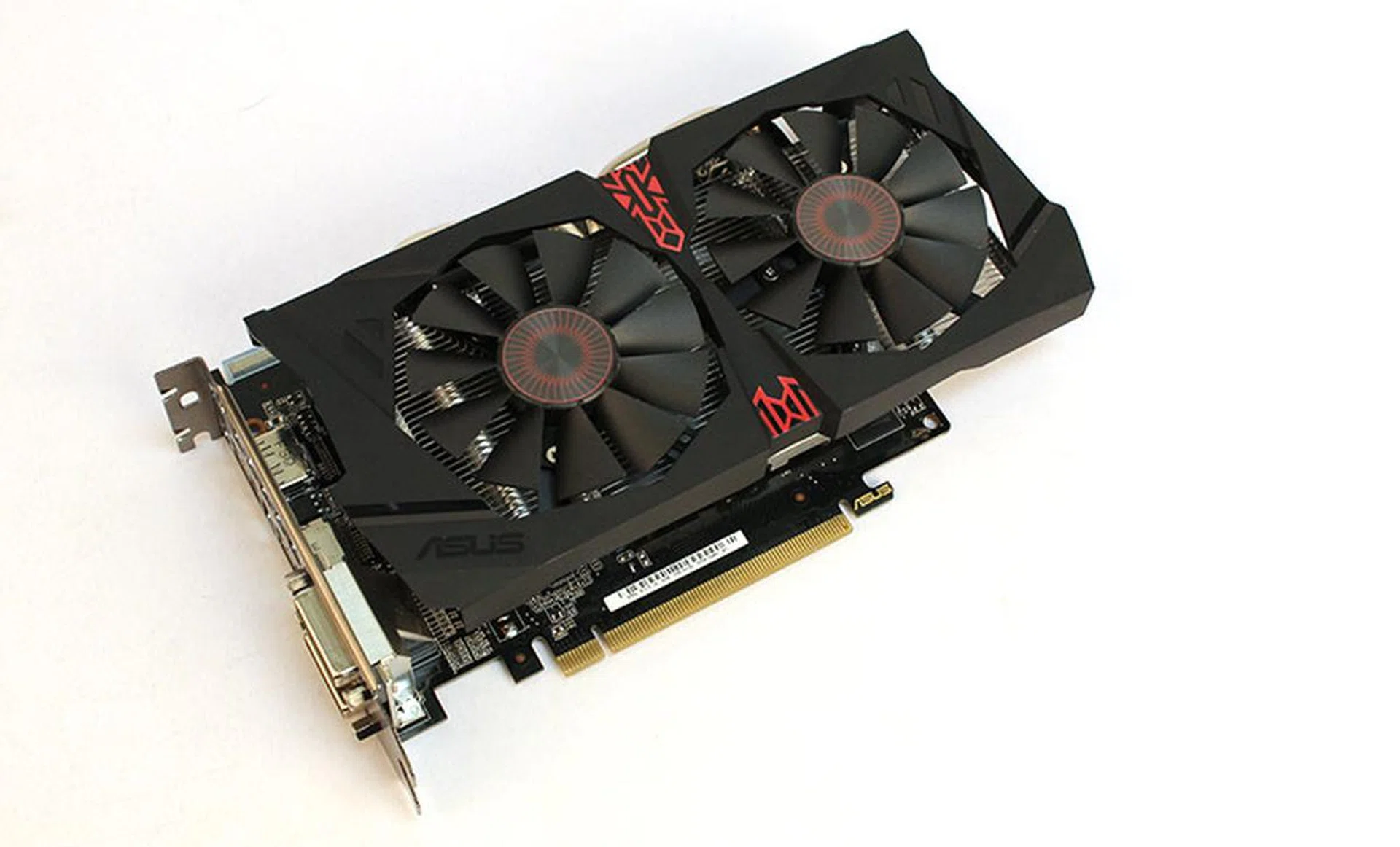 The Radeon R7 370 is for budget gamers who play less demanding games like League of Legends and Dota 2.