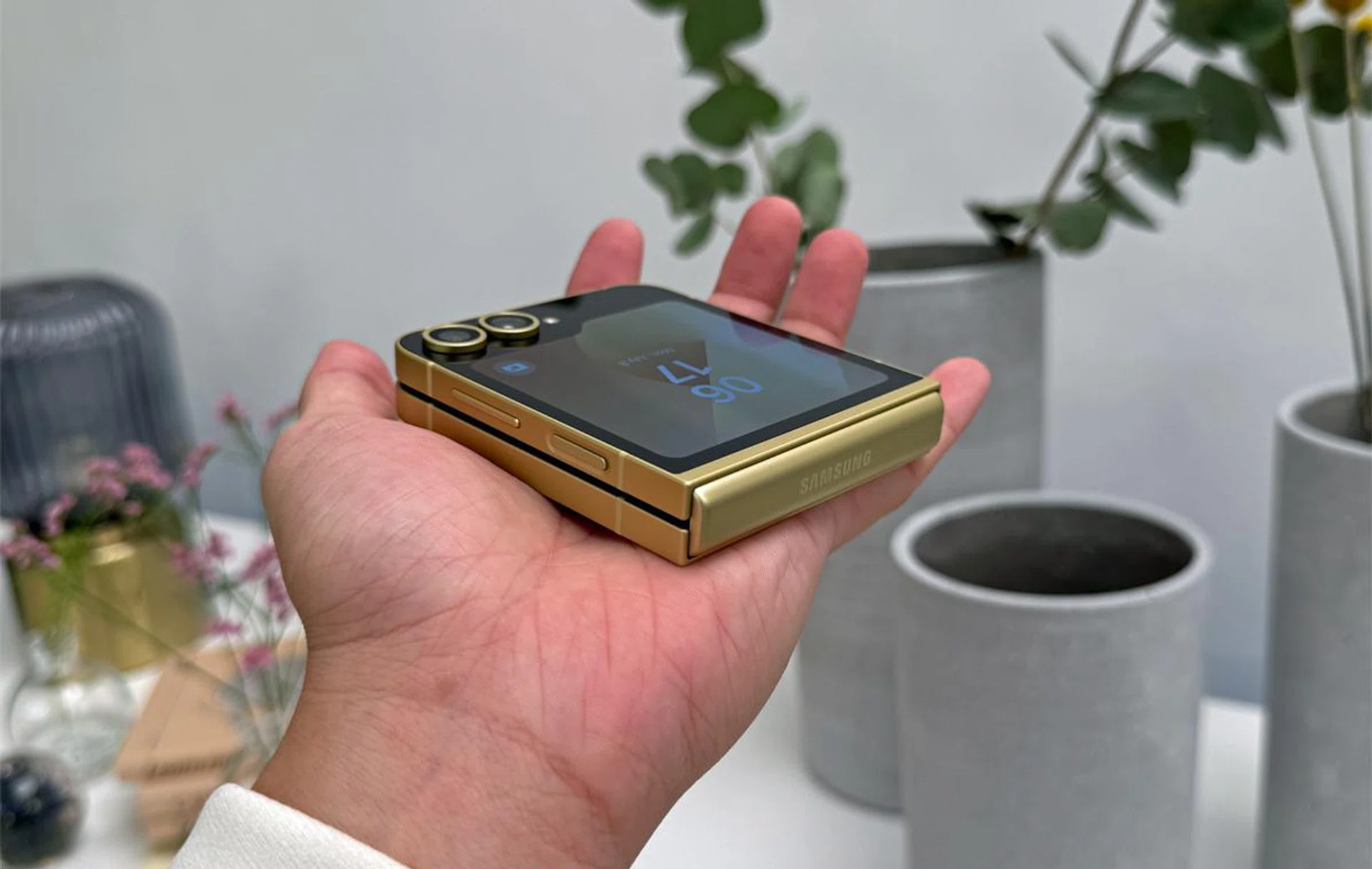 Samsung Galaxy Z Flip6. Photo: HWZ.