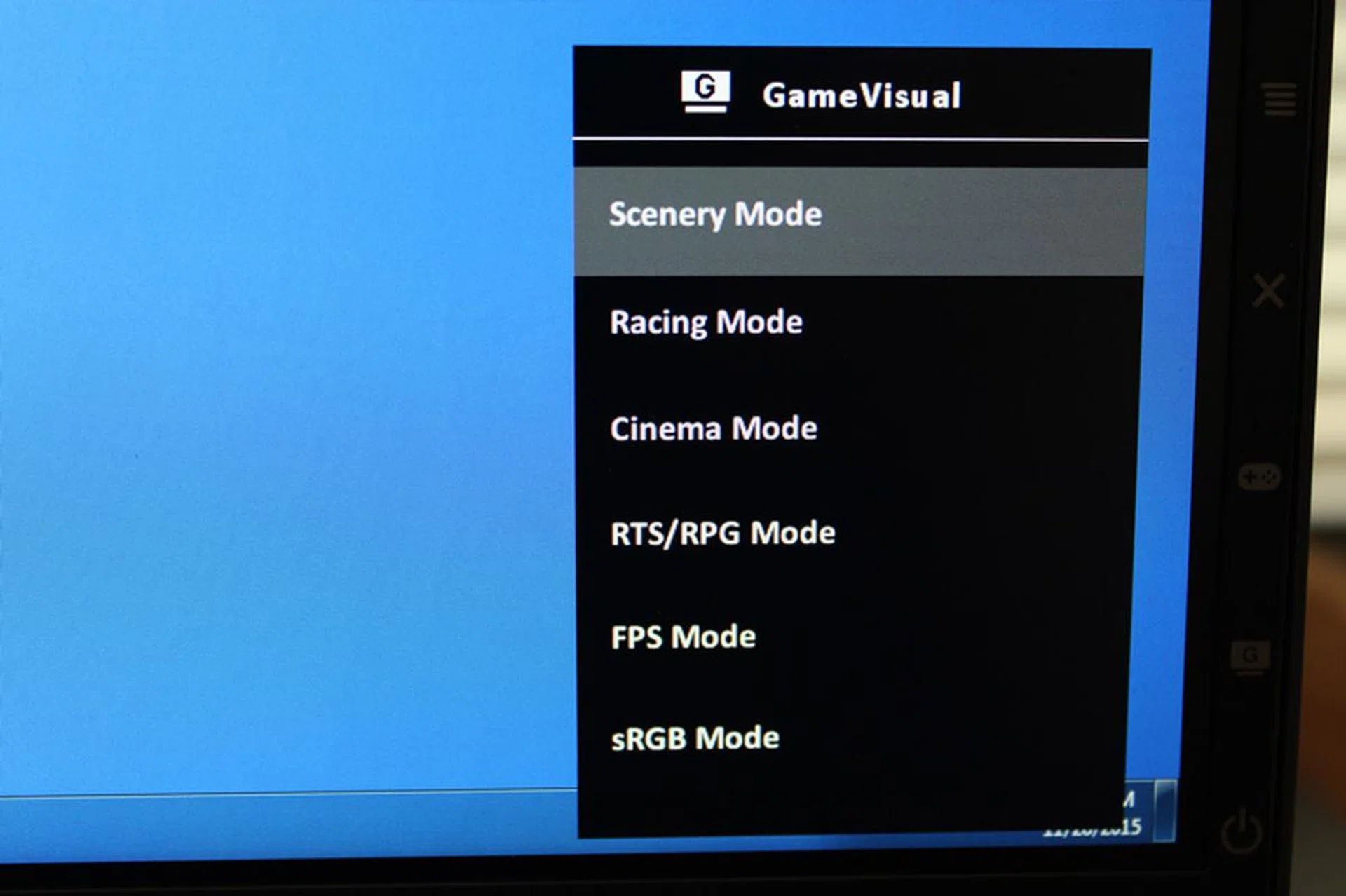 Presets for the machine have their own shortcut, so you can easily switch without delving into the OSD menus.