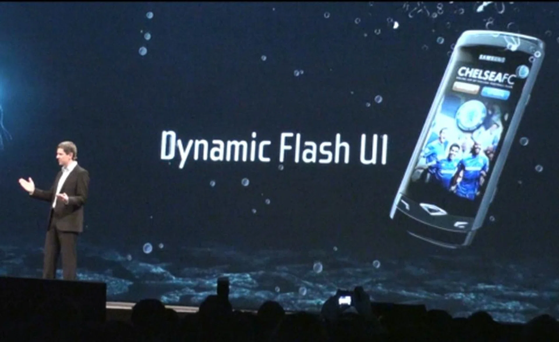 Thomas Richter, Director for Portfolio Management, Samsung Telecommunications Europe, shares news that Bada supports dynamic Flash.