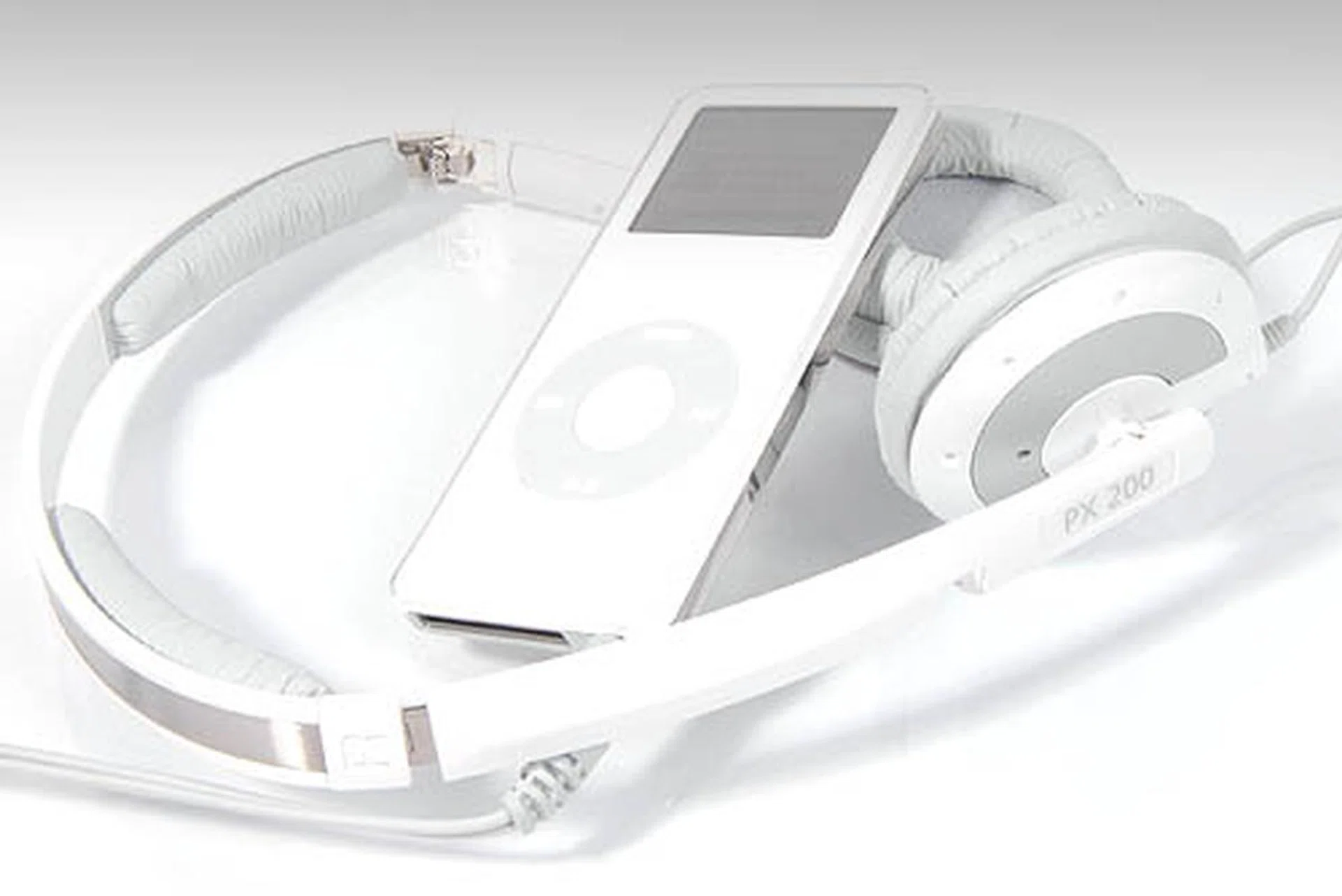The white edition of the PX 200 makes a great companion to the entire white iPod series.
