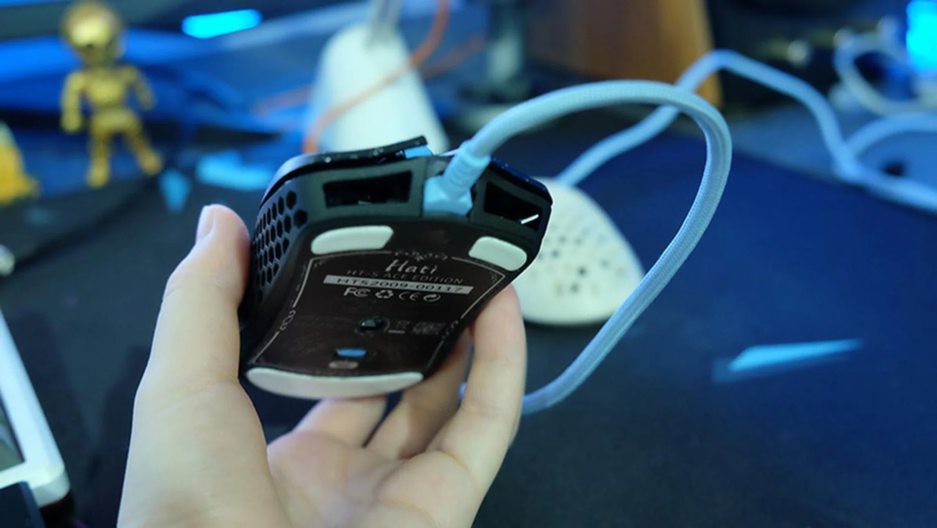 There are cutouts at the front to further reduce weight. 