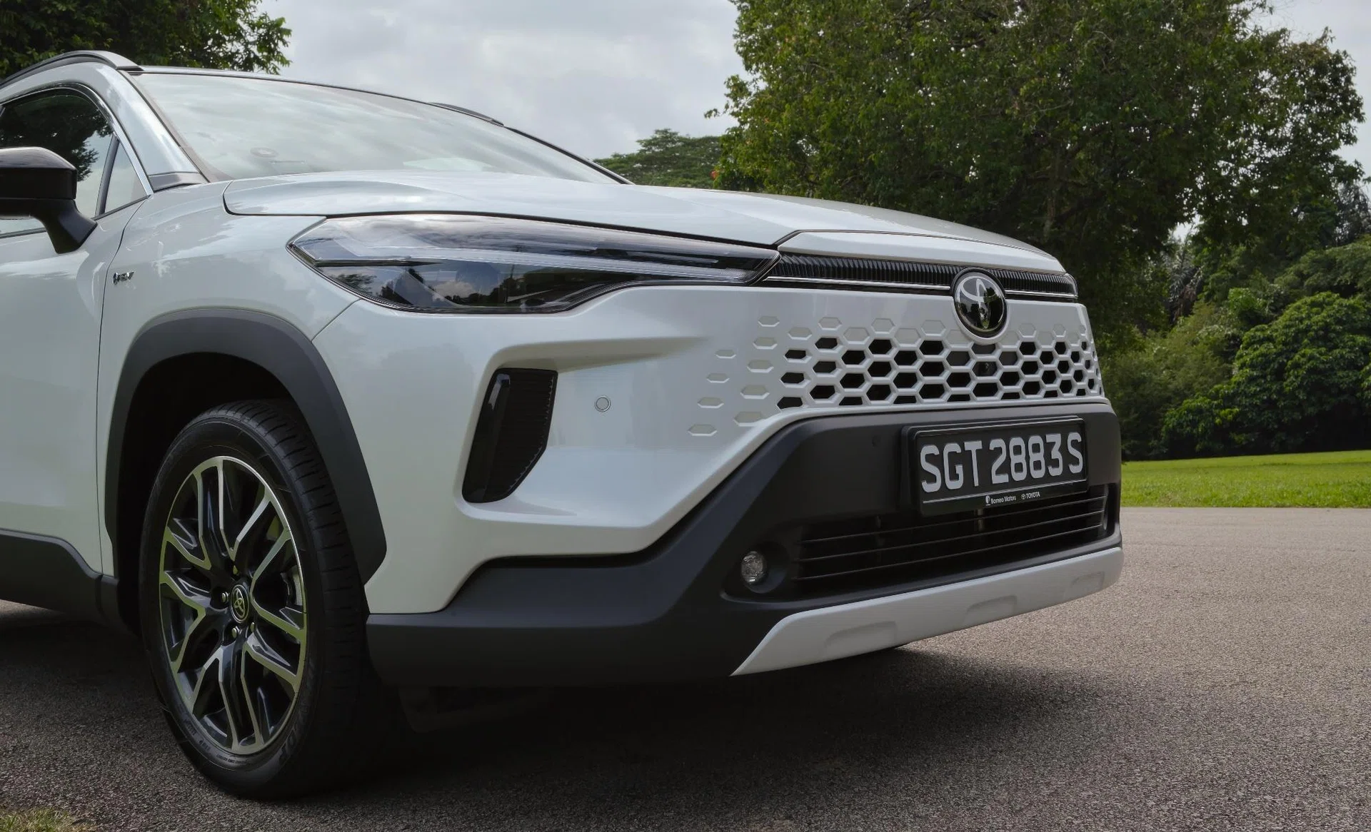 Toyota Corolla Cross Hybrid front grille