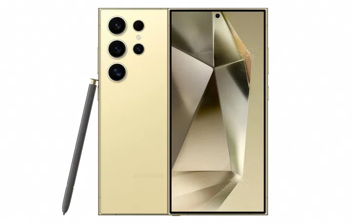 Samsung Galaxy S24 Ultra in Titanium Yellow.