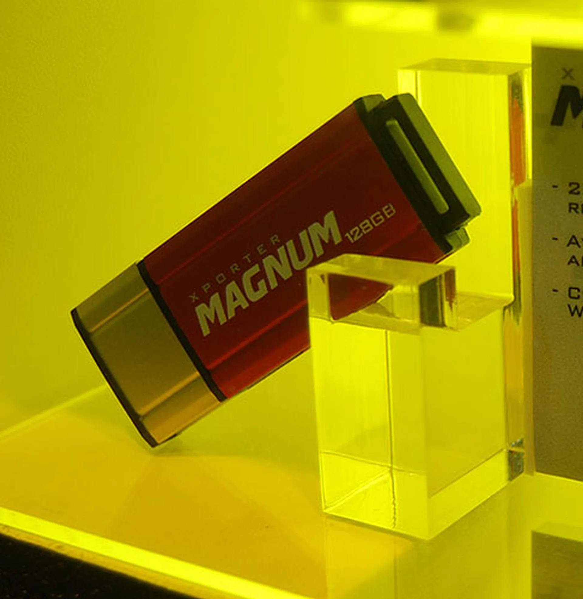  Patriot's USB flash drive series has the Magnum, which is now up to 128GB with speeds of up to 210x.  