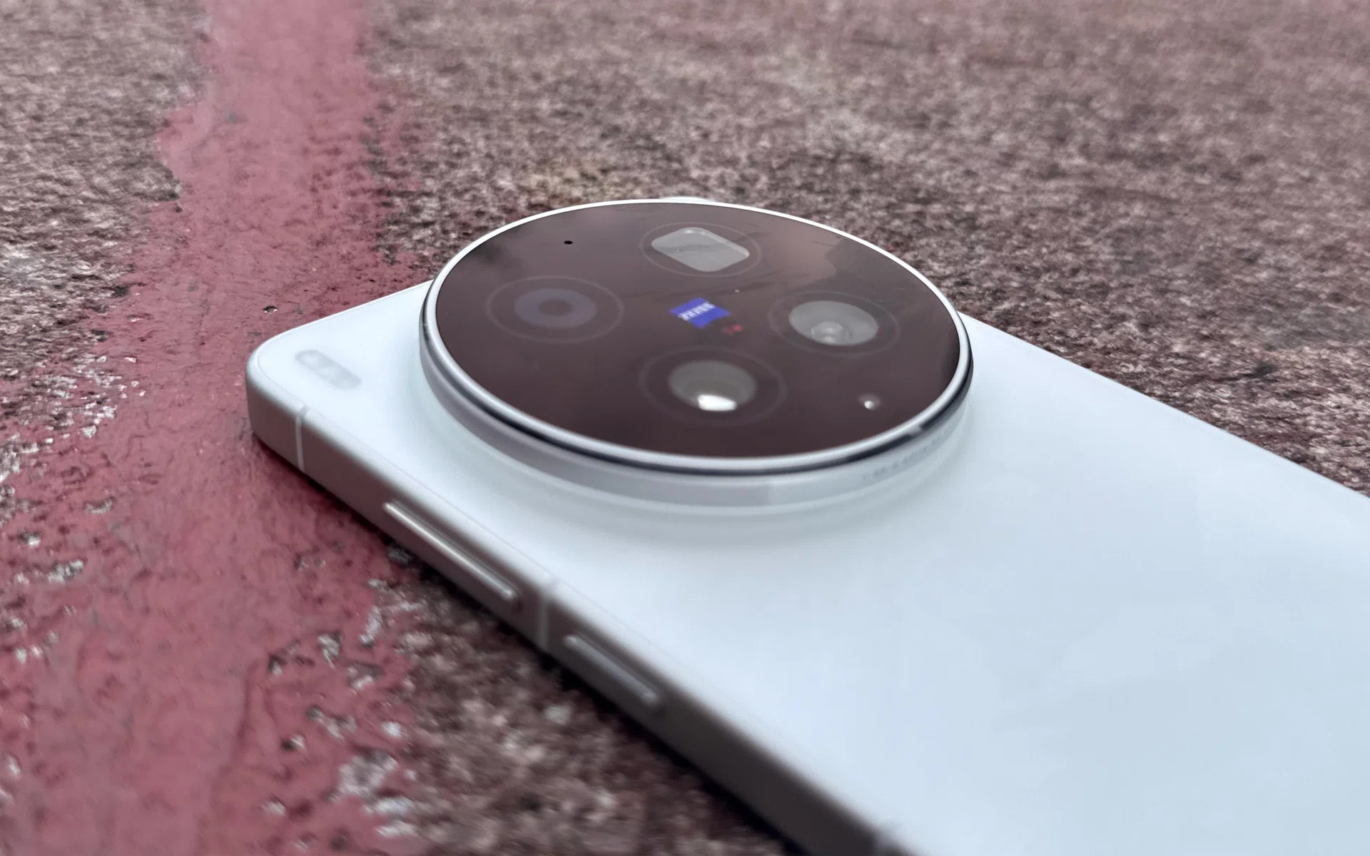 Vivo X300 Ultra review