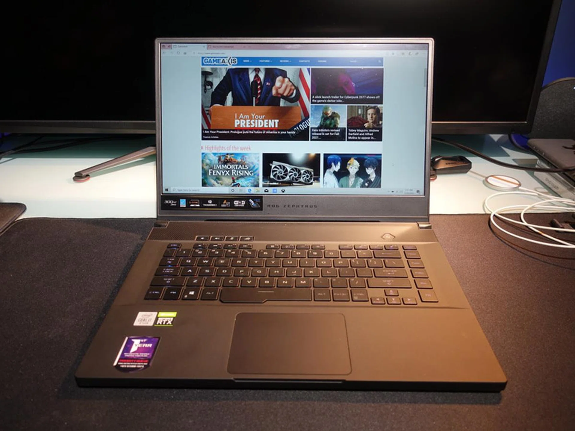 Can you tell that the ASUS ROG Zephyrus S15 is a gaming notebook? Lose those decals, and nobody would know!