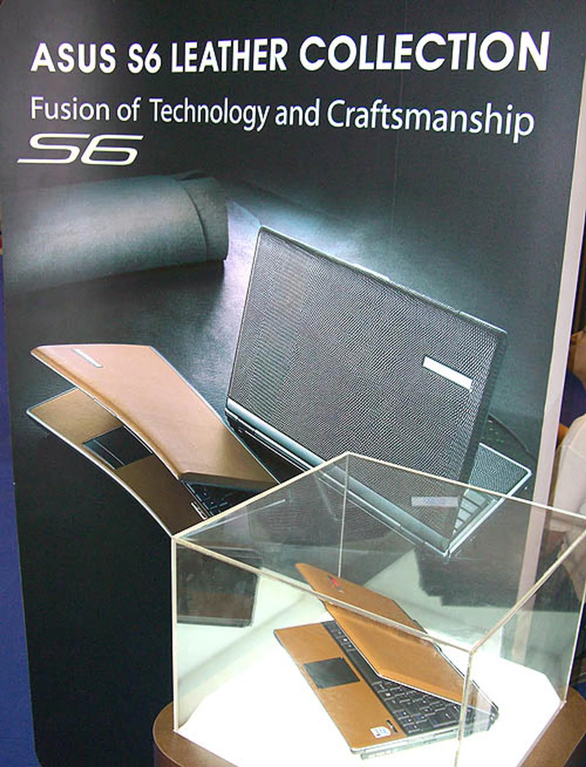 Another highlight at the ASUS booth is its new and stylish leather laptop, which we've also highlighted not long back in our First Looks section.