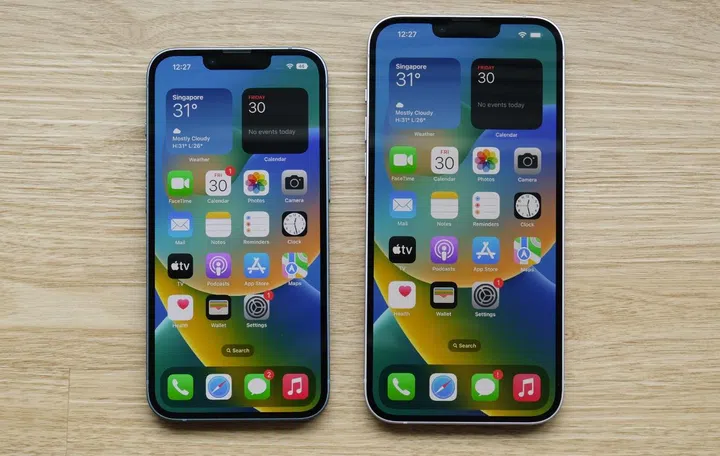 The Apple iPhone 14 and 14 Plus.