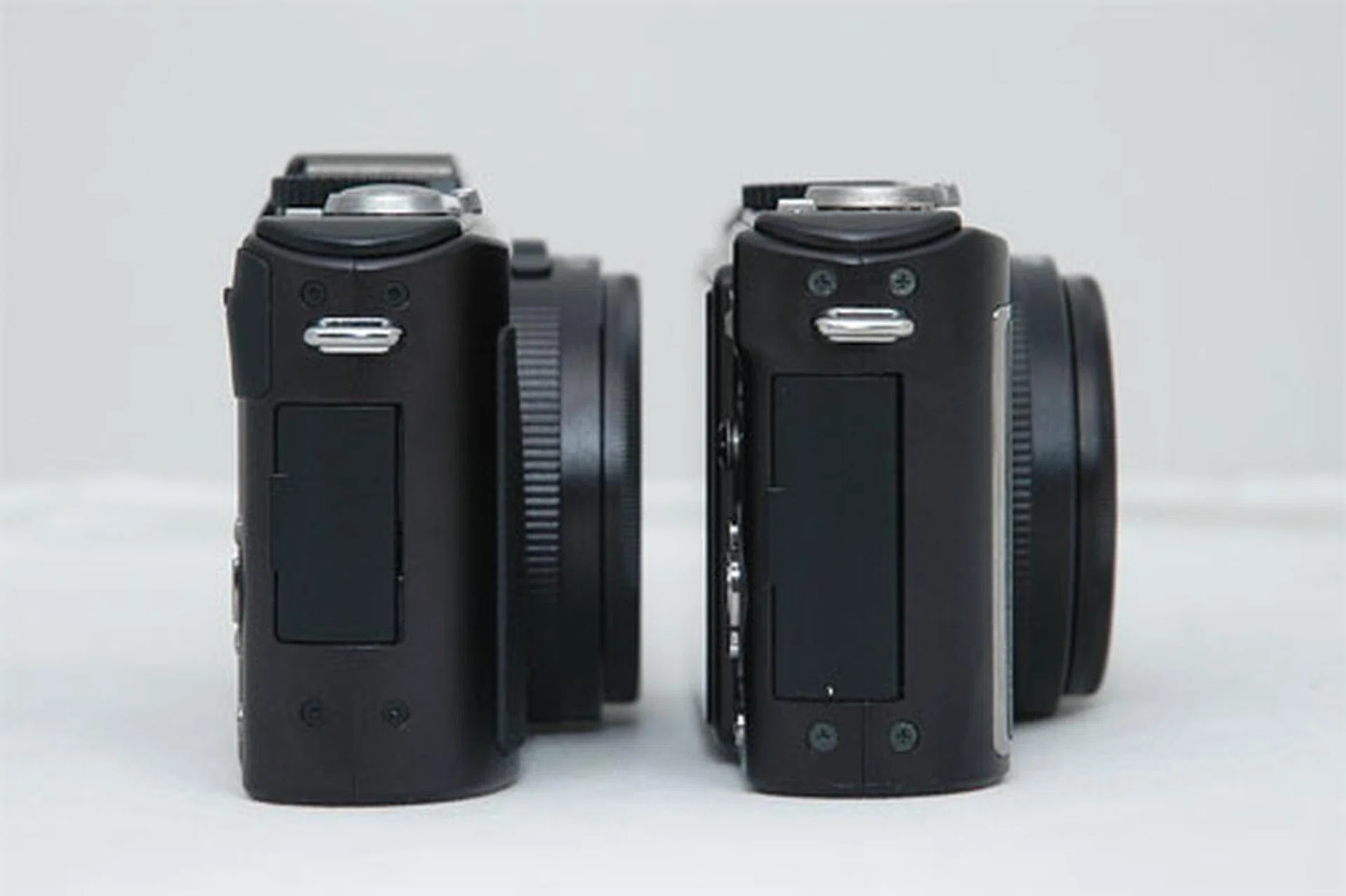 The LX5 on the left, and the LX3 on the right.