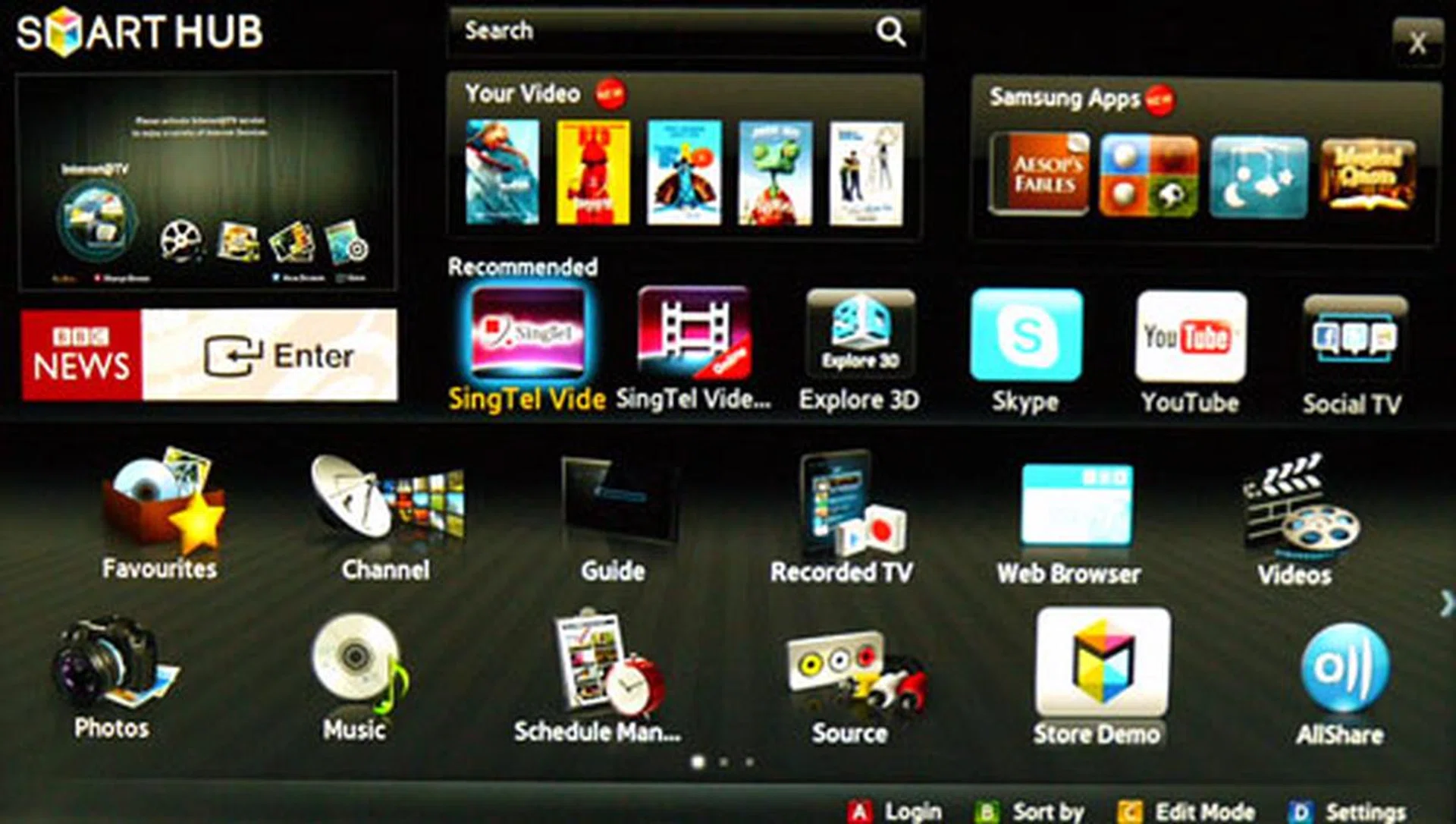 Samsung has made little changes to its Smart Hub interface since we last reviewed the D8000. However, it now has a couple of new apps to relish such as Singtel Video Store and Singtel Video Search. Note that "Your Video" is not a VOD service, but more of an info-add service on film ratings and synopsis.