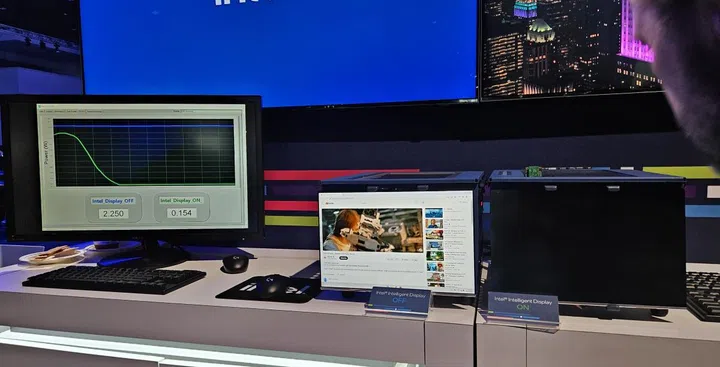 UBRR kicked in to power down the right screen, resulting in an immediate steep dip in power consumer.