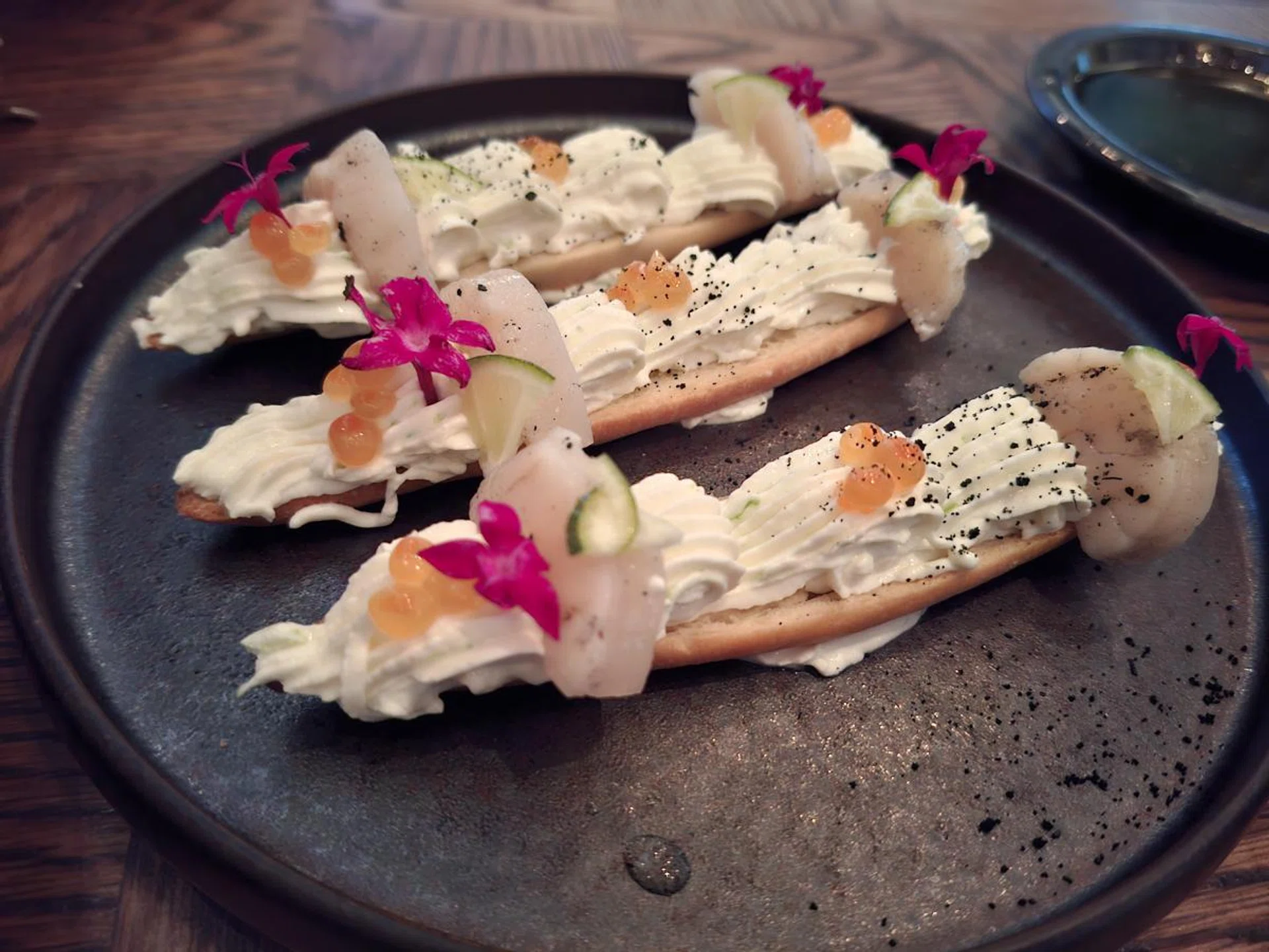 Low light photo (night mode). Photo: HWZ.