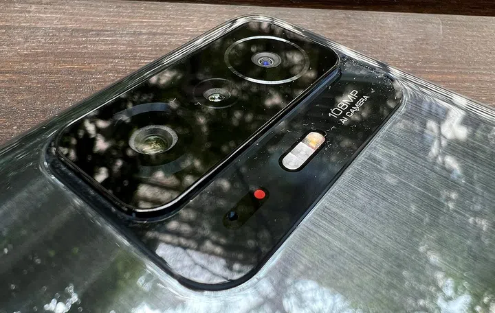 Xiaomi's future flagship phones may come with Leica-branded cameras ...