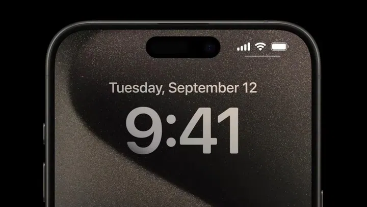 Apple iPhone 15 Pro series' new titanium body with slimmer bezels.