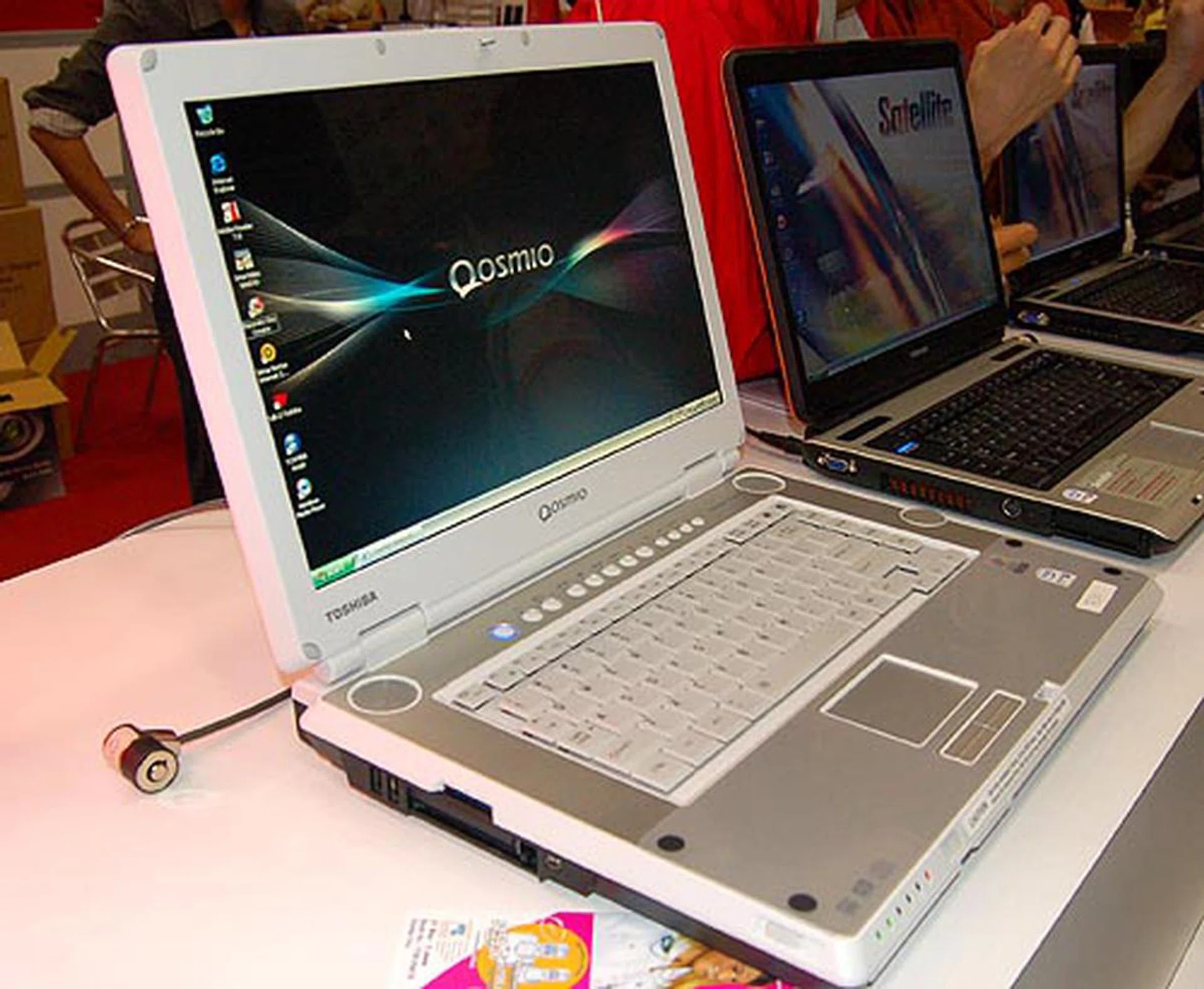  Toshiba's Qosmio range is known for its multimedia capabilities and the F30-P540 is no exception, possessing a NVIDIA GeForce Go 7600 graphics chipset, 1.5GB of system memory and a 100GB SATA hard drive. Then there is the integrated TV tuner, remote control and QosmioPlayer for instant-on multimedia entertainment. With a $300 cash rebate, this 15.4-inch notebook will cost $2999.  