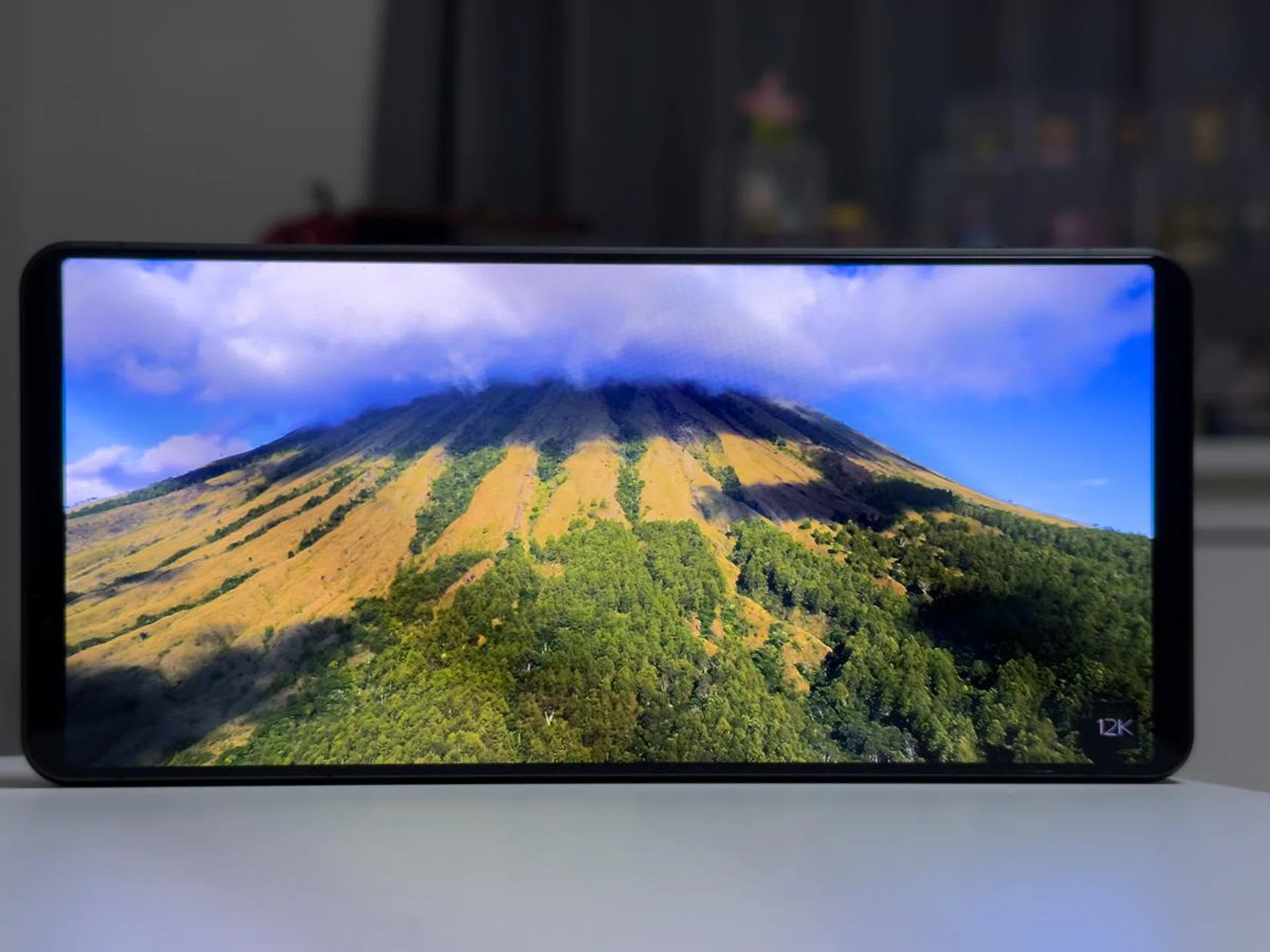 The display looks gorgeous, as seen here, when playing back this 12K YouTube video. Photo: HWZ.