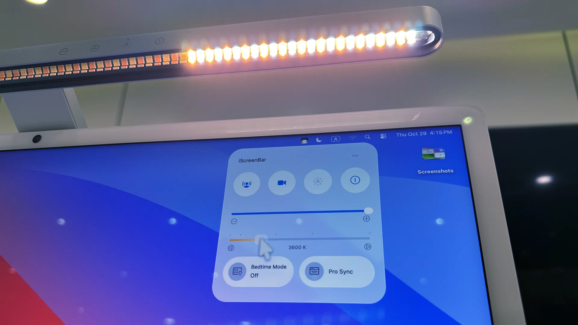 BenQ monitor lights iScreenBar for iMac and ScreenBar Max for dual-monitor
