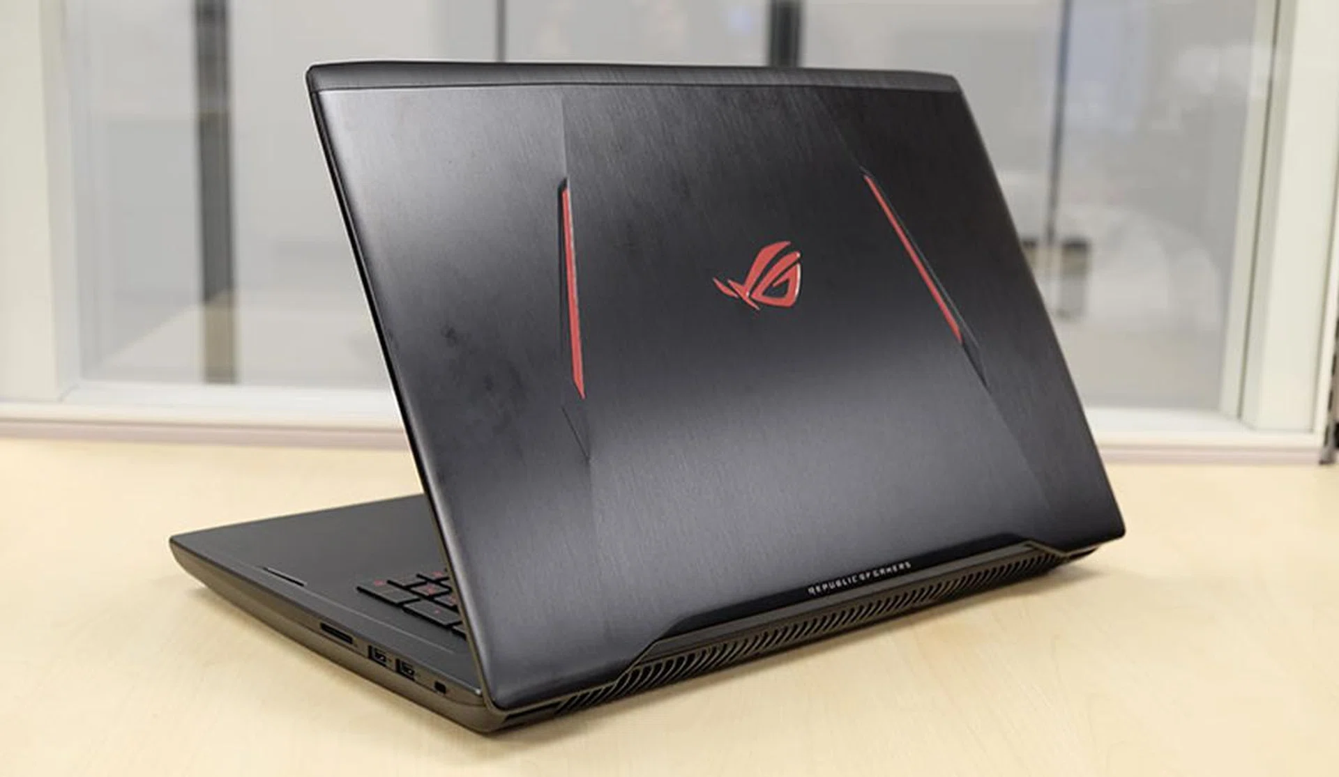 ASUS ROG Strix GL702ZC