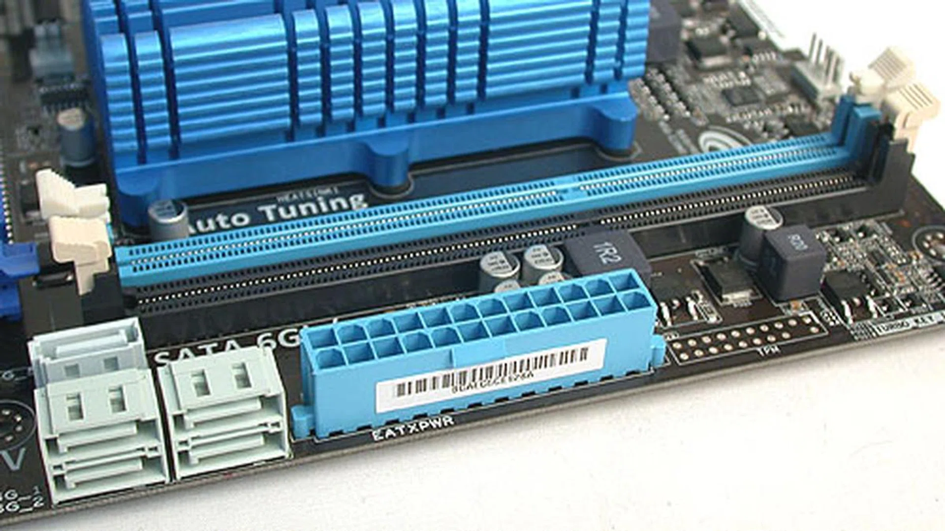 The ASUS has 1 more onboard SATA ports than the other Brazos boards we have seen. There's also an eSATA port at the rear panel. All SATA 6Gbps capable of course.