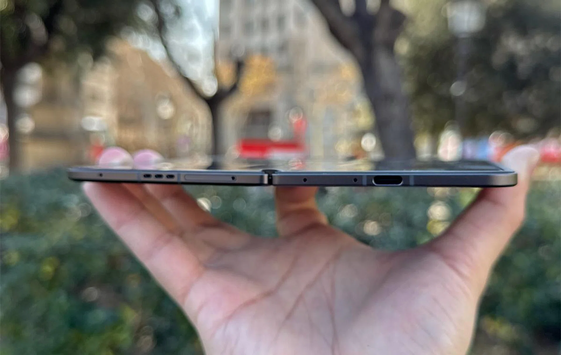 The 4.21mm profile is more than meets the eye. Photo: HWZ.