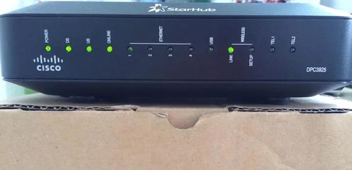 StarHub is offering cable modems for its fibre broadband customers who are still facing problems with their services.