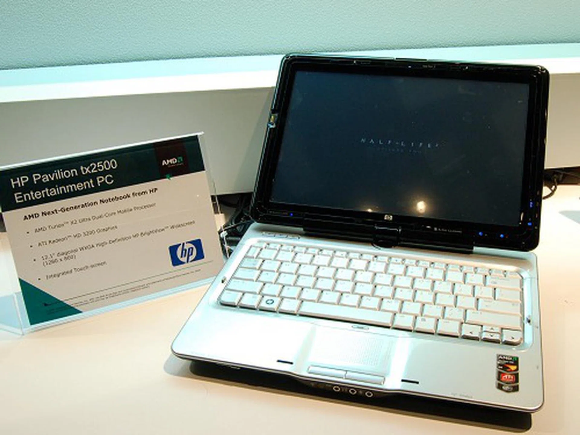 HP has chosen to upgrade its well-known tx notebook series with the basic Puma platform, and so comes the Pavilion tx2500 entertainment notebook. Still the same form factor, the 12.1-inch touch-screen notebook will offer even more performance than its predecessors and live up to its 'entertainment' moniker.