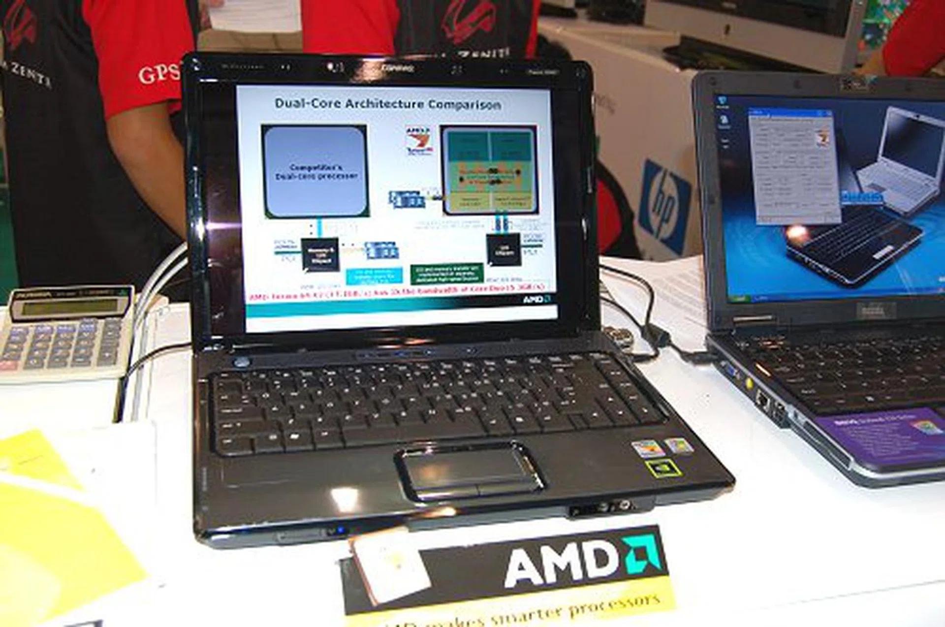 The HP Compaq Presario V3123 with Turion 64 X2 TL50, 512MB RAM, 80GB HDD, NVIDIA GeForce Go 6150, 14.1-inch WXGA LCD, WLAN 802.11b/g and Bluetooth 2.0 goes for S$1499.