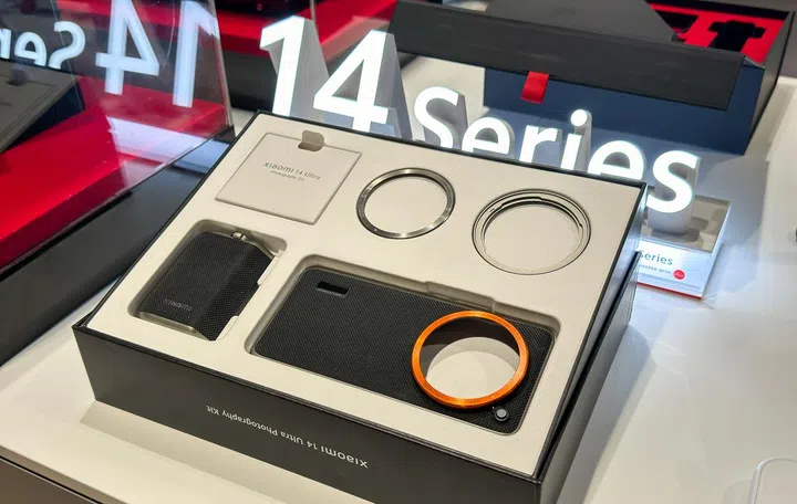 Xiaomi 14 Ultra Photography Kit.