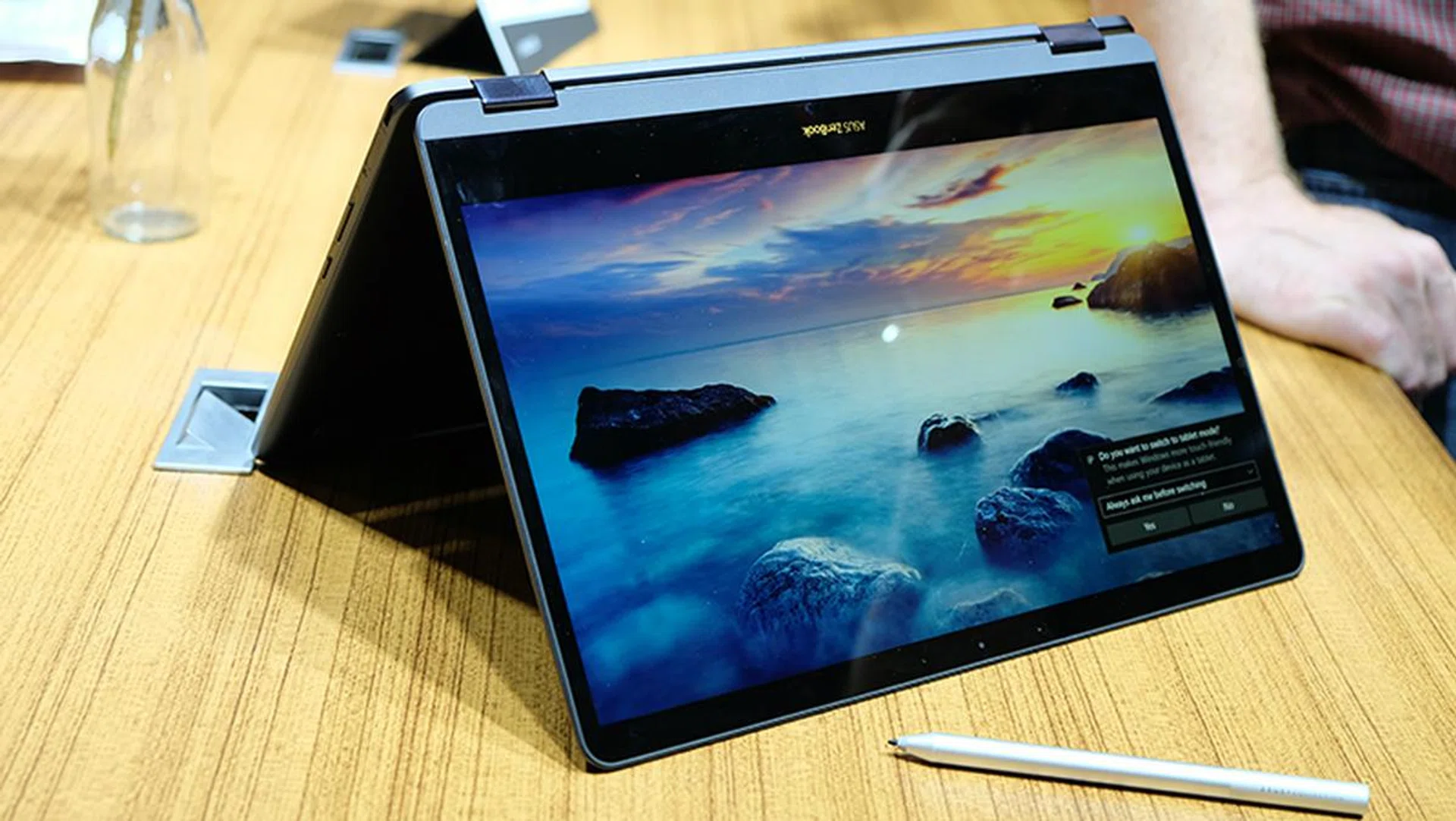 ASUS ZenBook Flip S