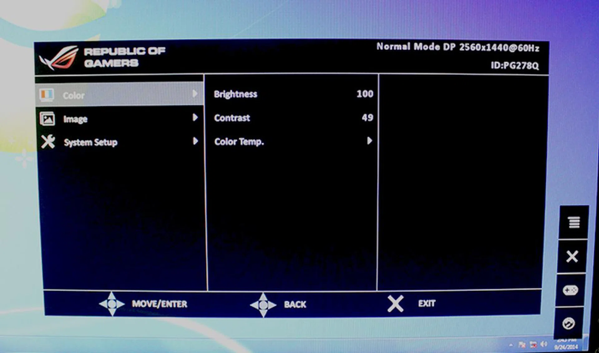 Brightness, contrast and color settings are all standard.
