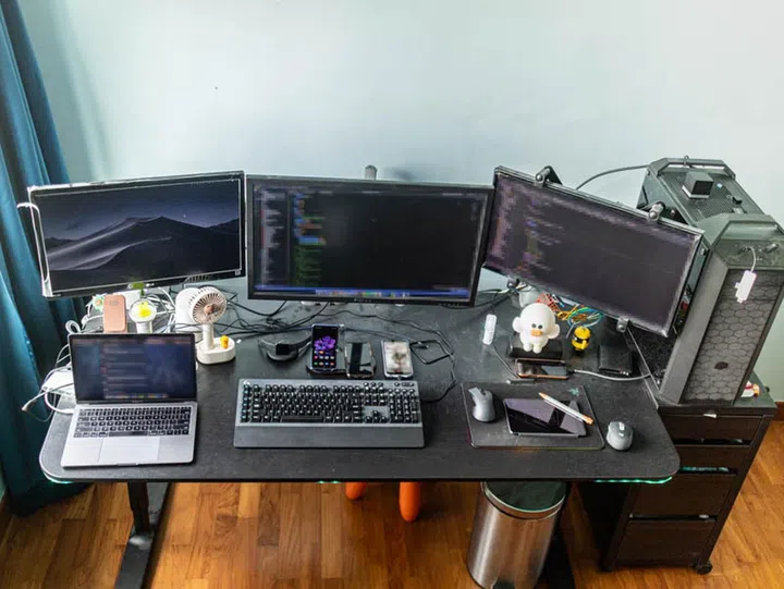 Excuse the rather inelegant setup.