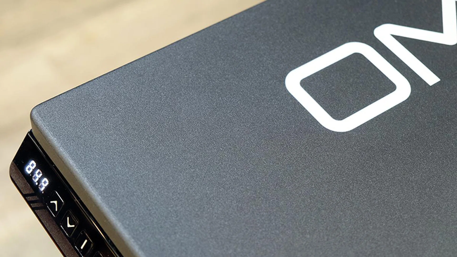 Here's a close up of the black version of the Omnidesk. You're supposed to be able to use the surface without a mouse pad. 