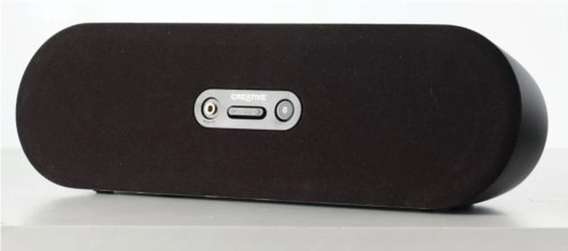 We like the black color version; it makes the D80 looks like it costs more than S$49.