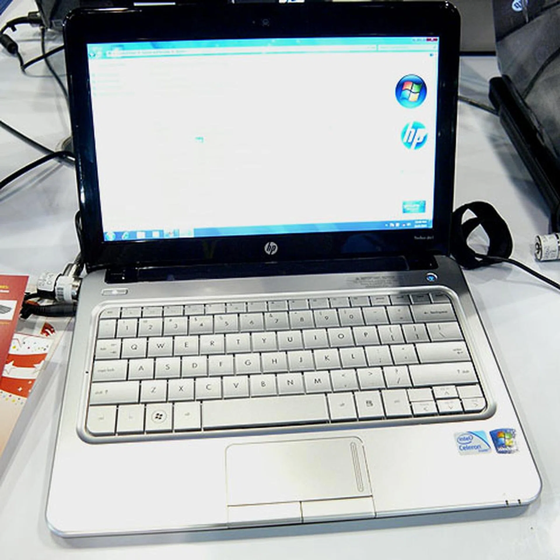 The dm1 notebook is a 11.6-inch Celeron powered (SU2300) notebook with 2GB of RAM and a 320GB HDD. Integrated graphics is from Intel (4500MHD) while you'll get Win 7 Home Premium. All this for $799.