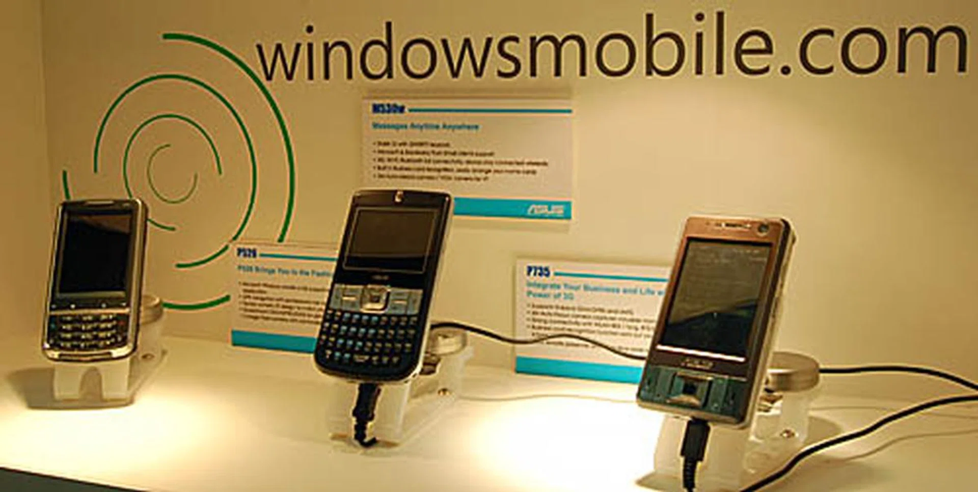  Some of ASUS' mobile products that are already using Windows Mobile 6.0.  