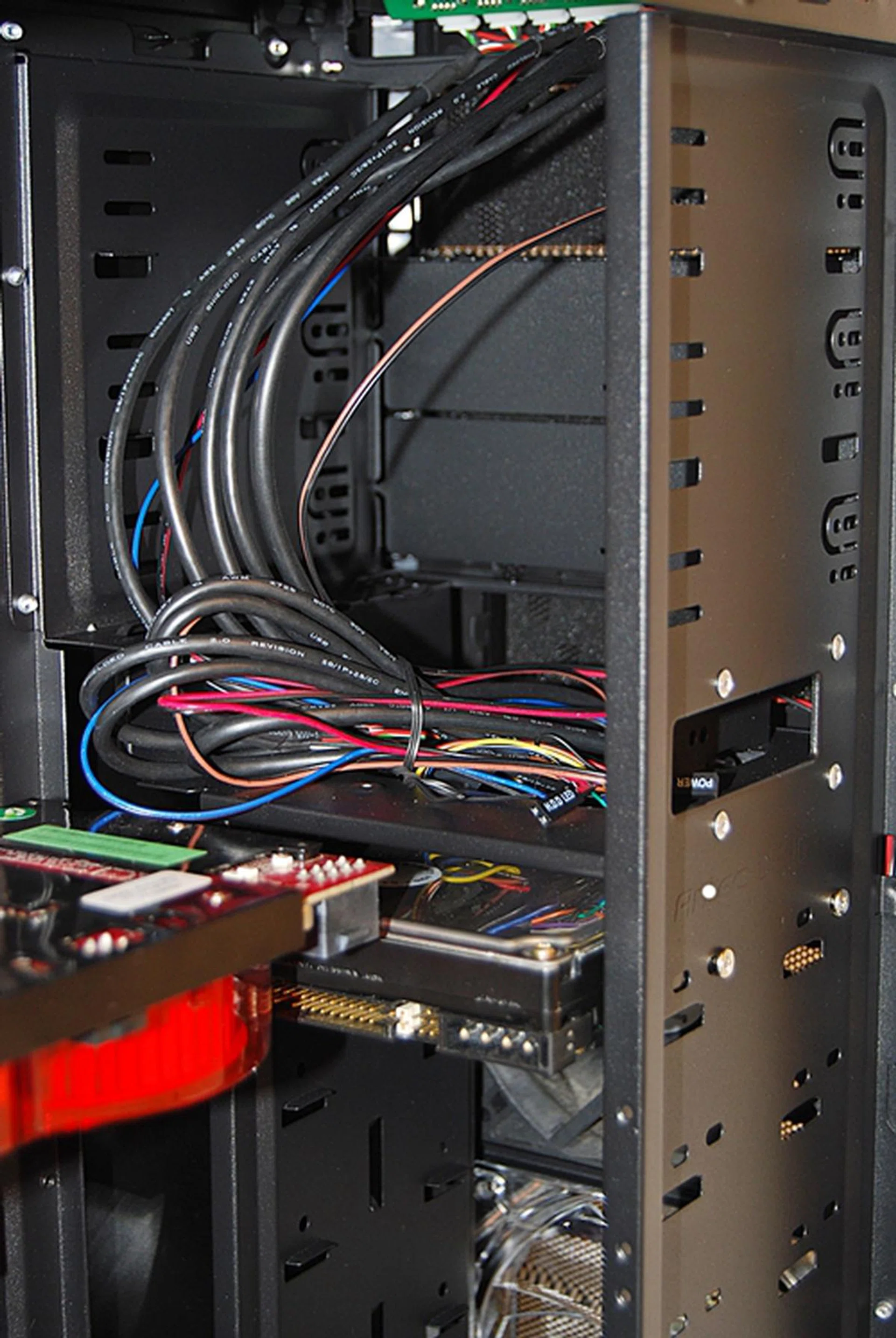 Installation of almost anything will require a screwdriver and screws. It's nice to note that there are enough gaps to tuck cables away - well at least for a case which isn't full to the brim yet.