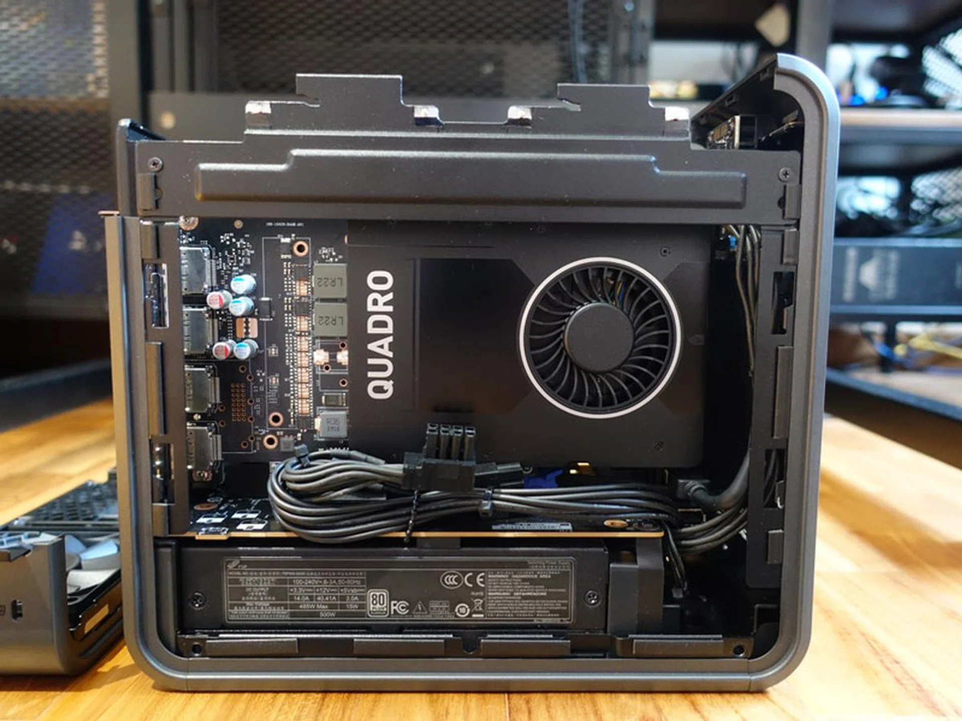 The NUC 9 Pro Kit in our hands is extremely user-friendly.