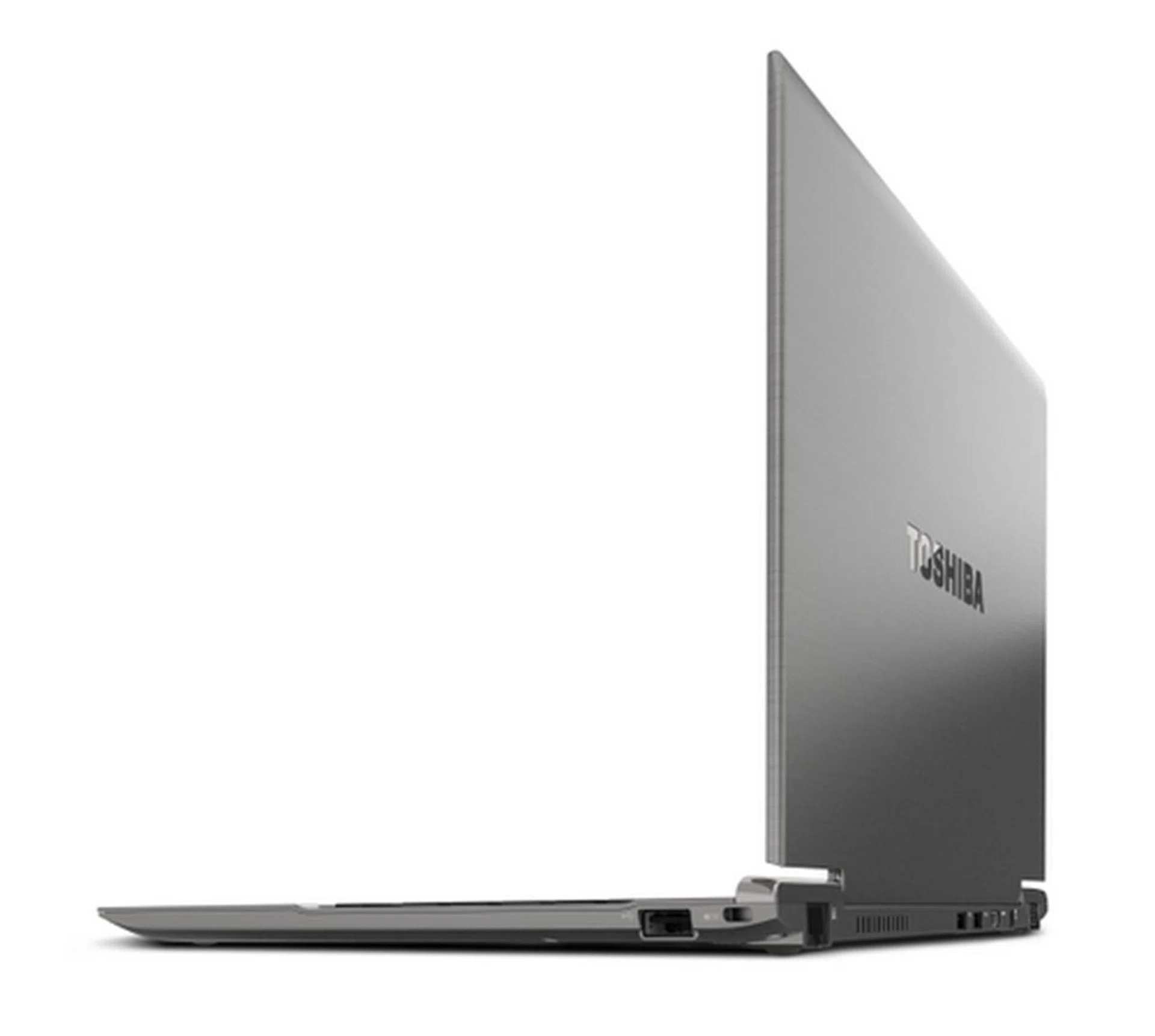 One of the most disappointing aspects about the Z830 is its lack of rigidity on the lid for being too thin. That said, it most likely wouldn't present itself as a problem during daily use.