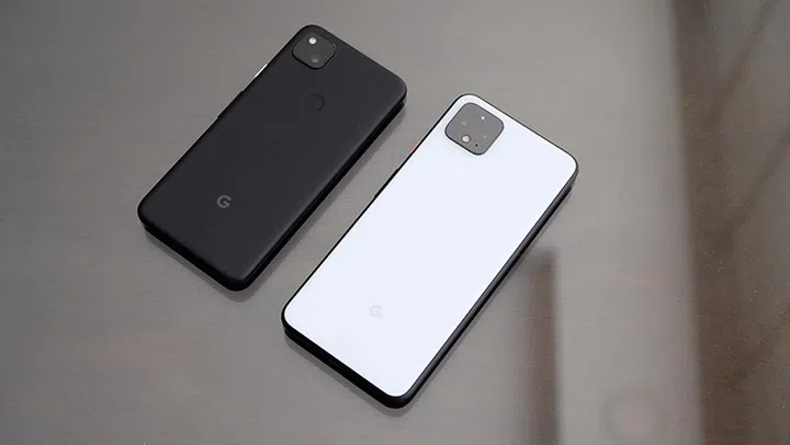 Google Pixel 4a (left), Google Pixel 4 (right).