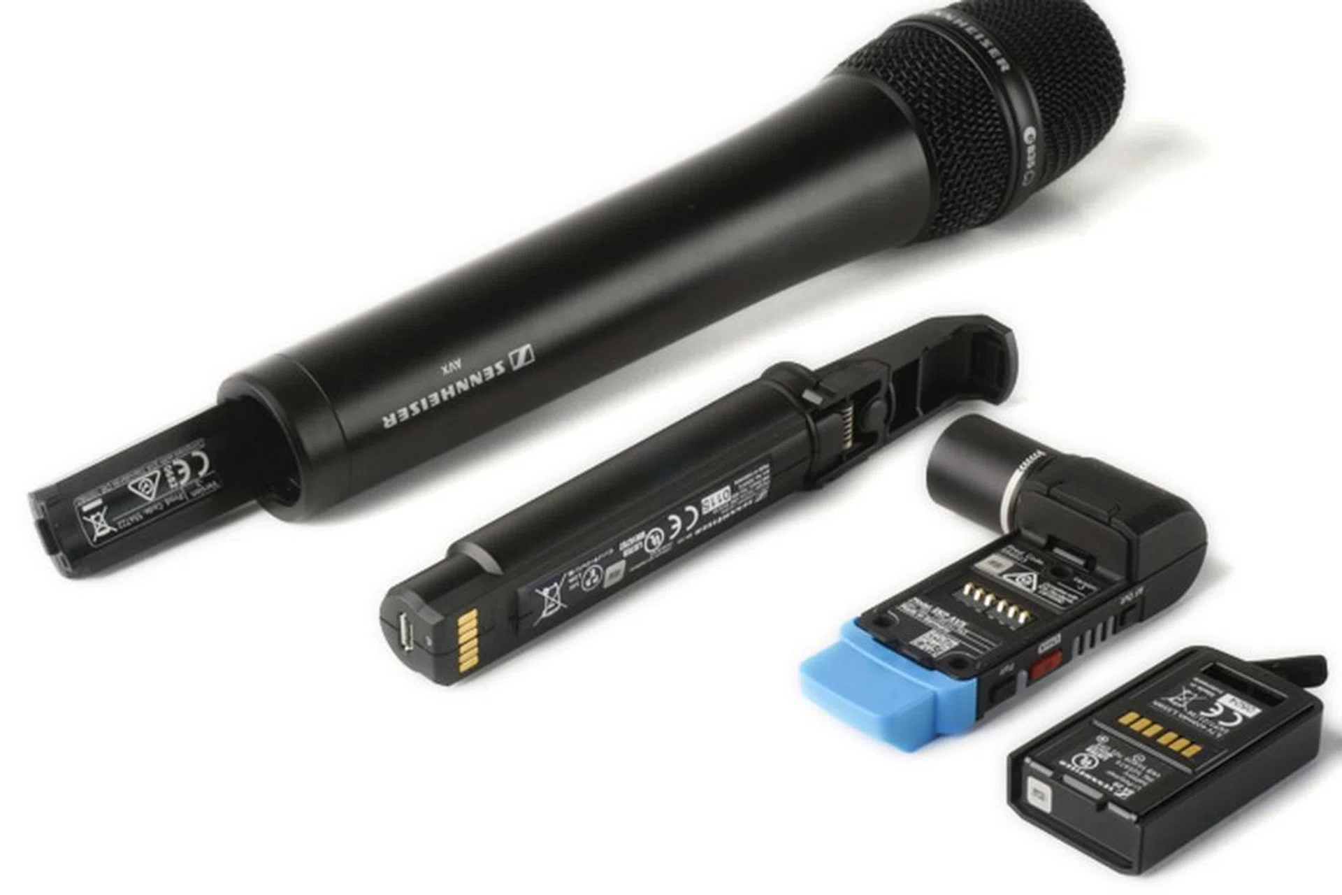 Both the mic and receiver run off proprietary rechargeable batteries.