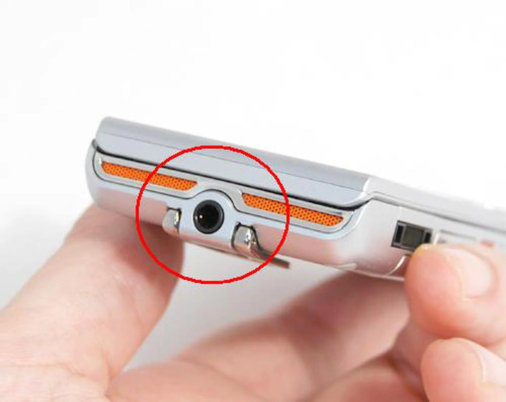 Sony Ericsson Walkman W995 - The Audio Master | HardwareZone Singapore