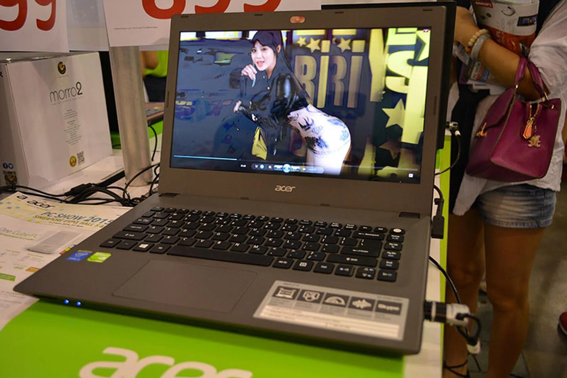 The Acer Aspire E14 comes with the latest fifth-generation Intel Core i5-5200U processor, 4GB of RAM and a 500GB HDD. It also packs a discrete graphics card in the form of an NVIDIA GeForce GT920M. It's a good 14-inch notebook for everyday computing and is available in both black and white at $799 (U.P.: $1,049). An additional $100 will net you either 8GB of RAM and a 1TB HDD, or a more powerful Intel Core i7-5500U processor (no discrete graphics). 