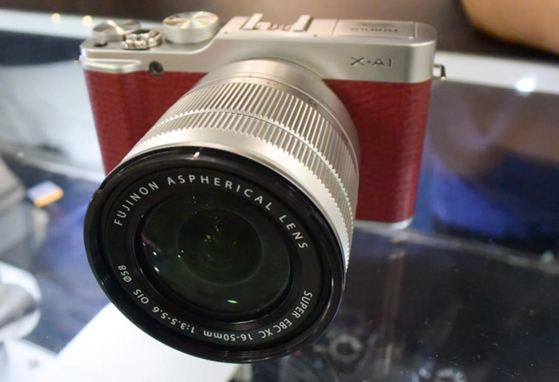 Featuring a 16.3MP APS-C CMOS sensor with Fujfilmi's high-speed EXR Processor Pro II imaging processor, the XA-1 with 16-50mm lens kit is going for just $799 with $50 cash back.