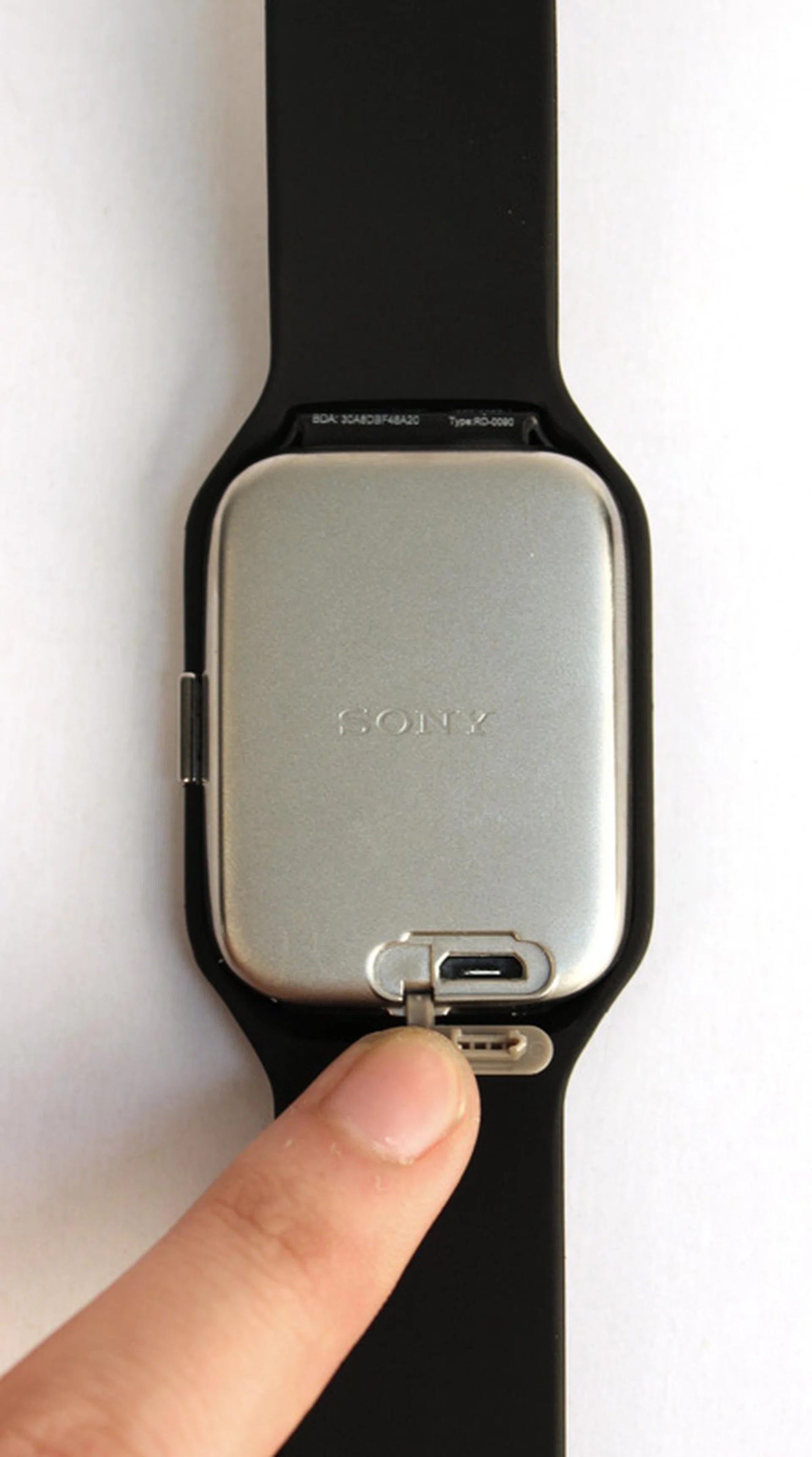 The SmartWatch 3 is one of the only Android Wear smartwatches with a built in micro-USB port. Unfortunately, the port cover can be a bit fiddly to open.