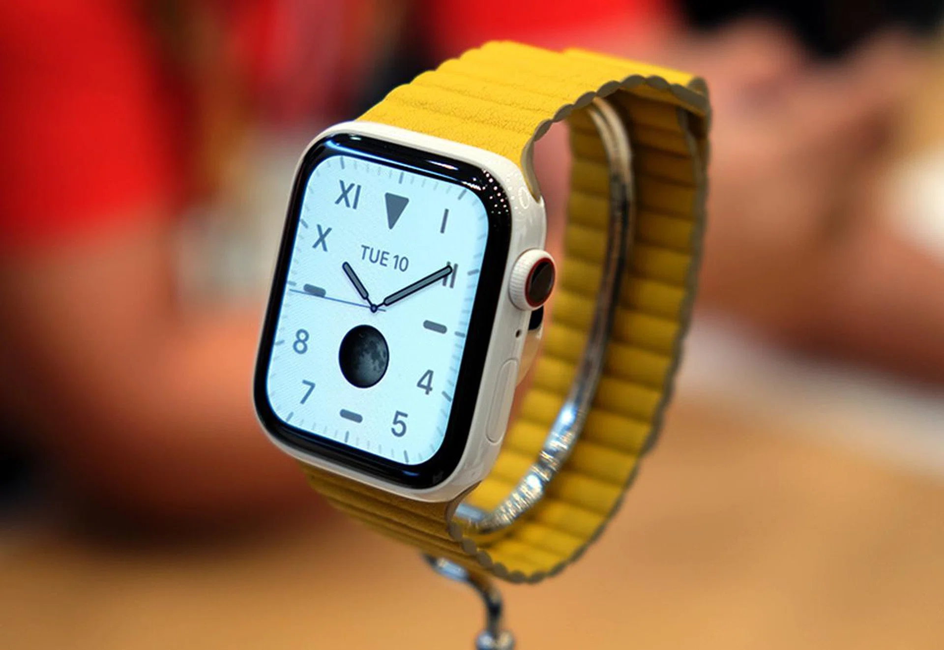 Ceramic is back and it's really white.