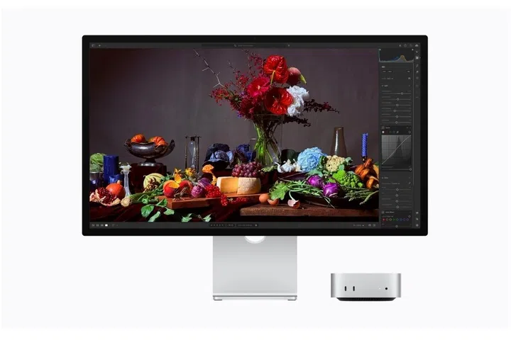 The Apple Studio Display can connect to the Mac.