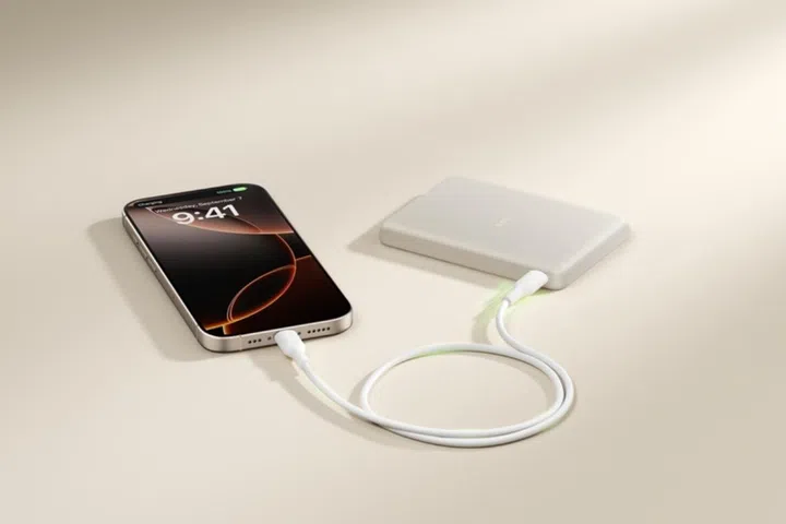 Belkin BoostCharge Slim Magnetic Power Bank 5K