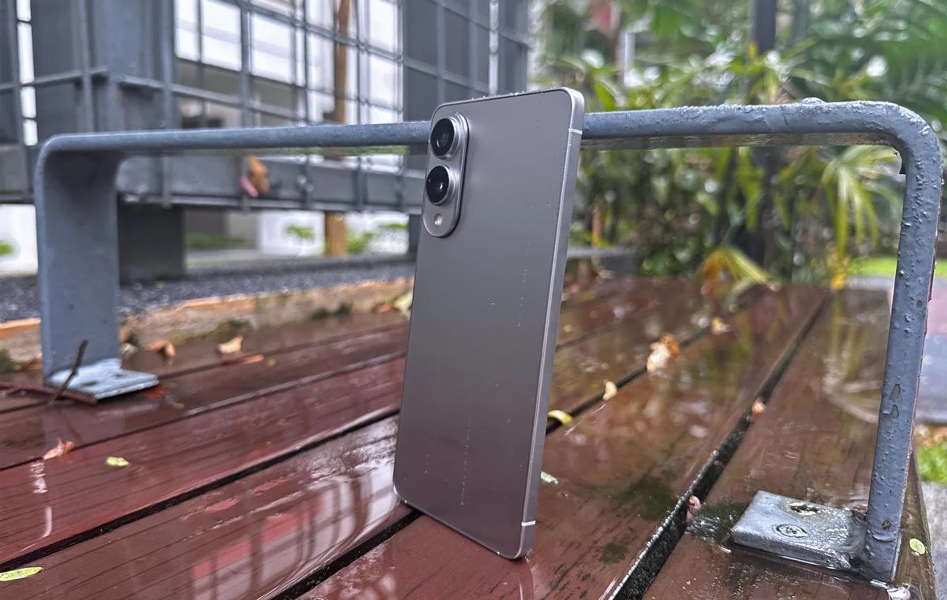 Samsung Galaxy S25 Edge. Photo: HWZ.